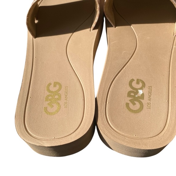 GBG Los Angeles Slip on slide sandals NEW Size 11 - Picture 7 of 9